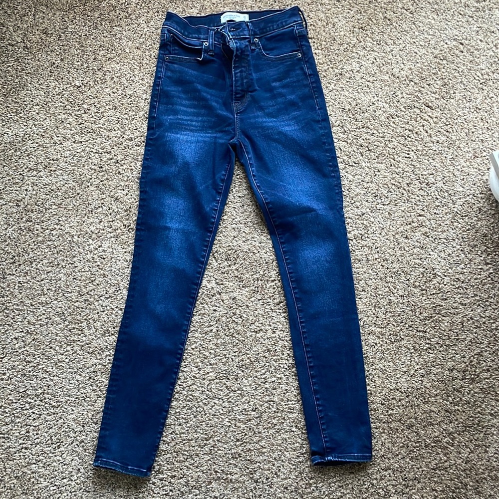 Skinny jeans